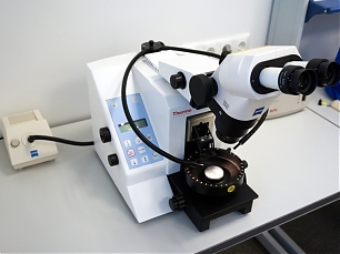 Автоматический прецизионный микротом с вибрирующим лезвием HM 650V, Microm, Германия, 2008 г.